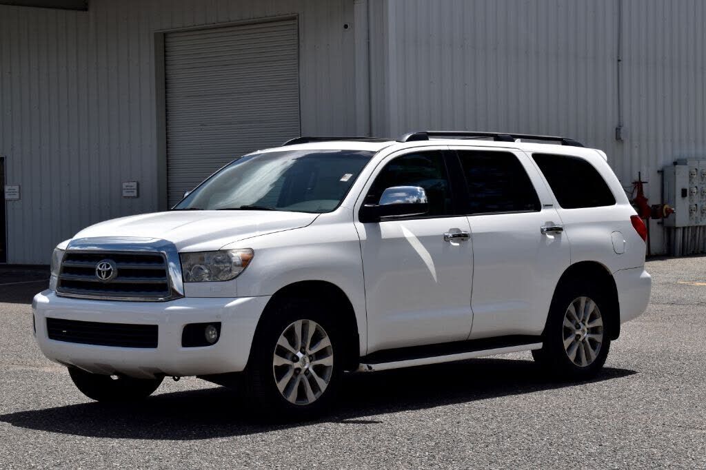Toyota Sequoia