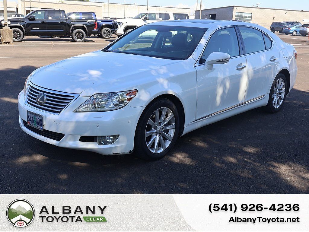 Lexus LS