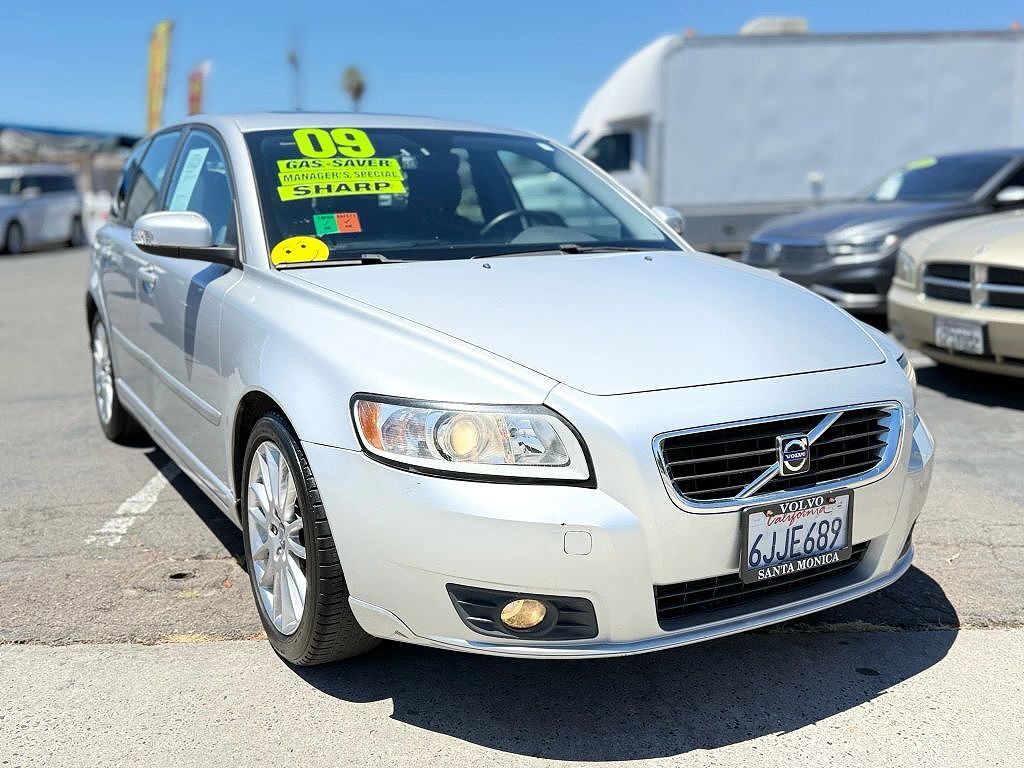 Volvo V50