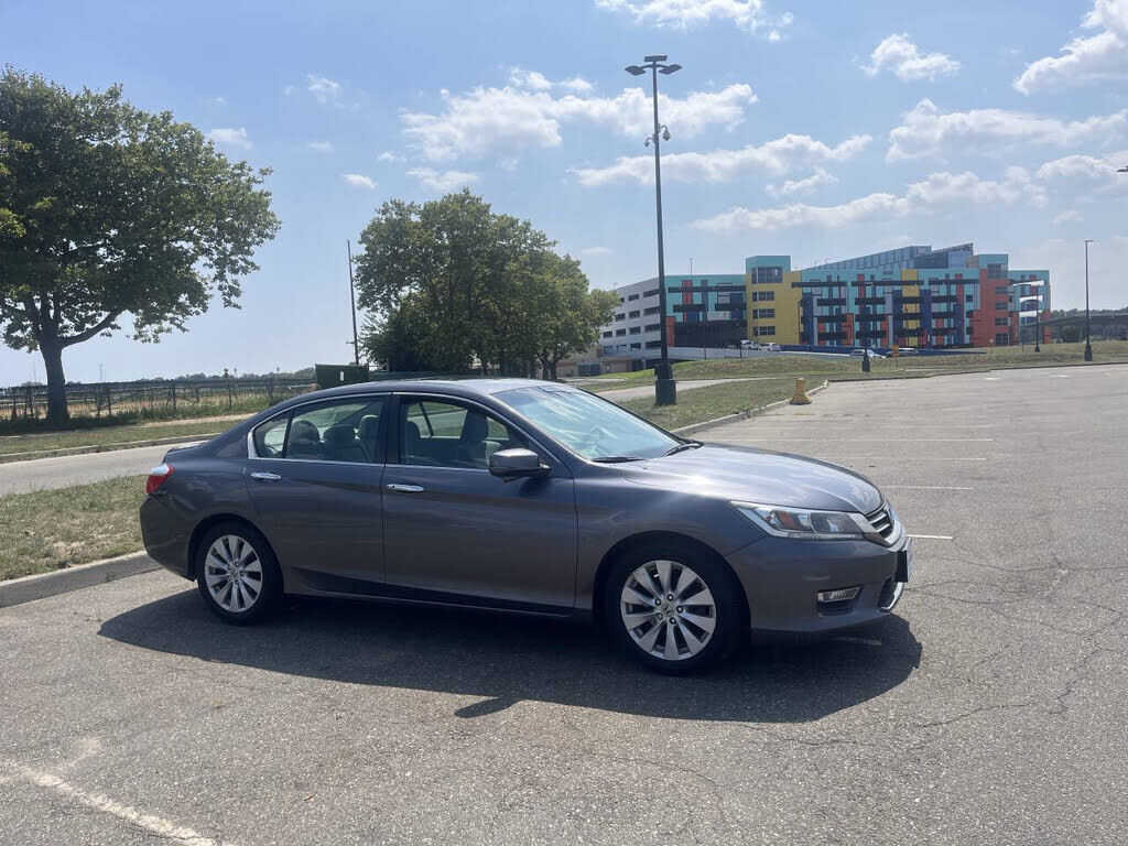 2013 HONDA Accord