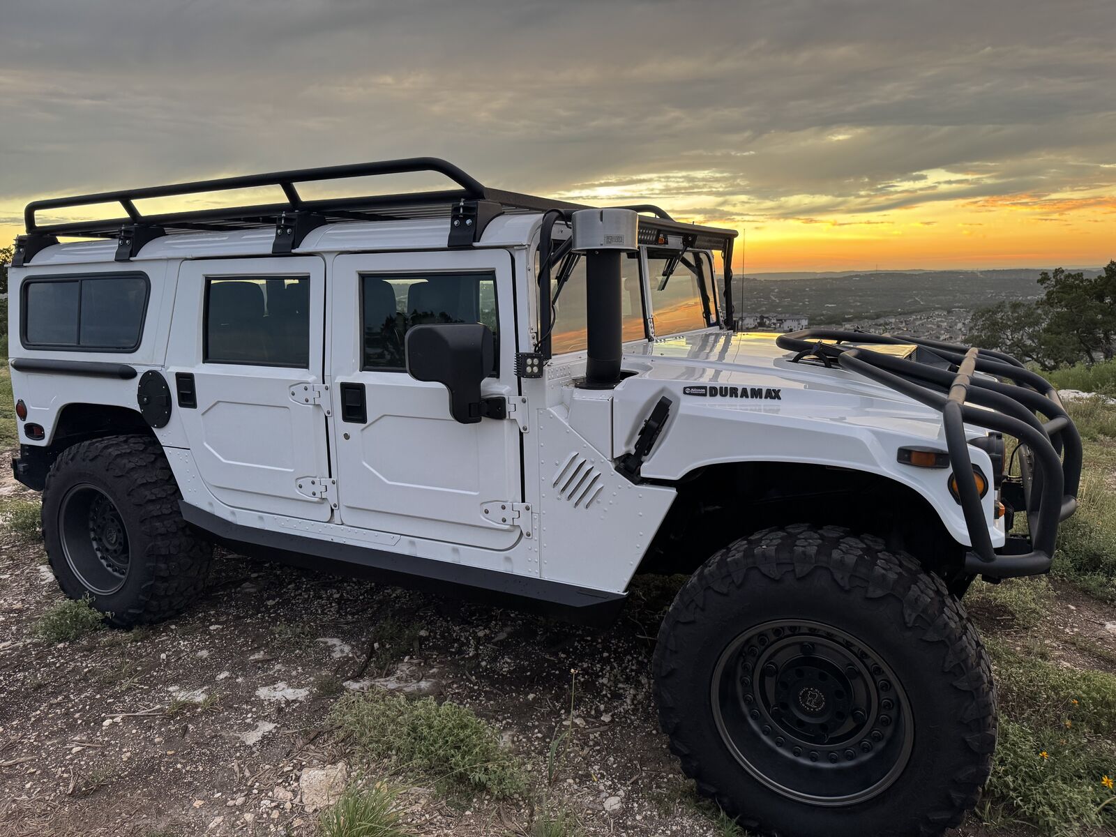HUMMER H1