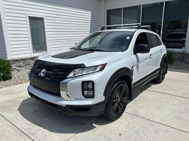 2025 MITSUBISHI Outlander Sport