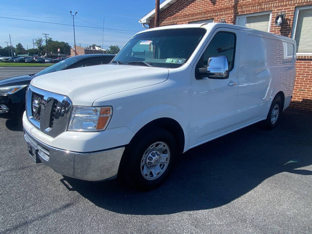 Nissan NV