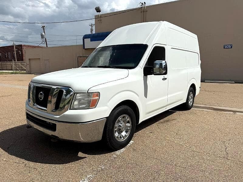 Nissan NV