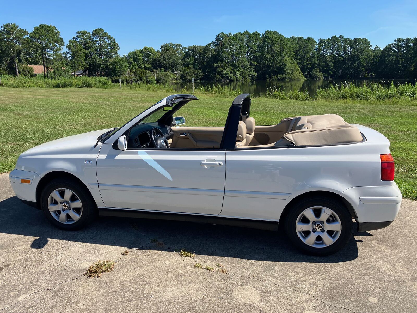 Volkswagen Cabrio