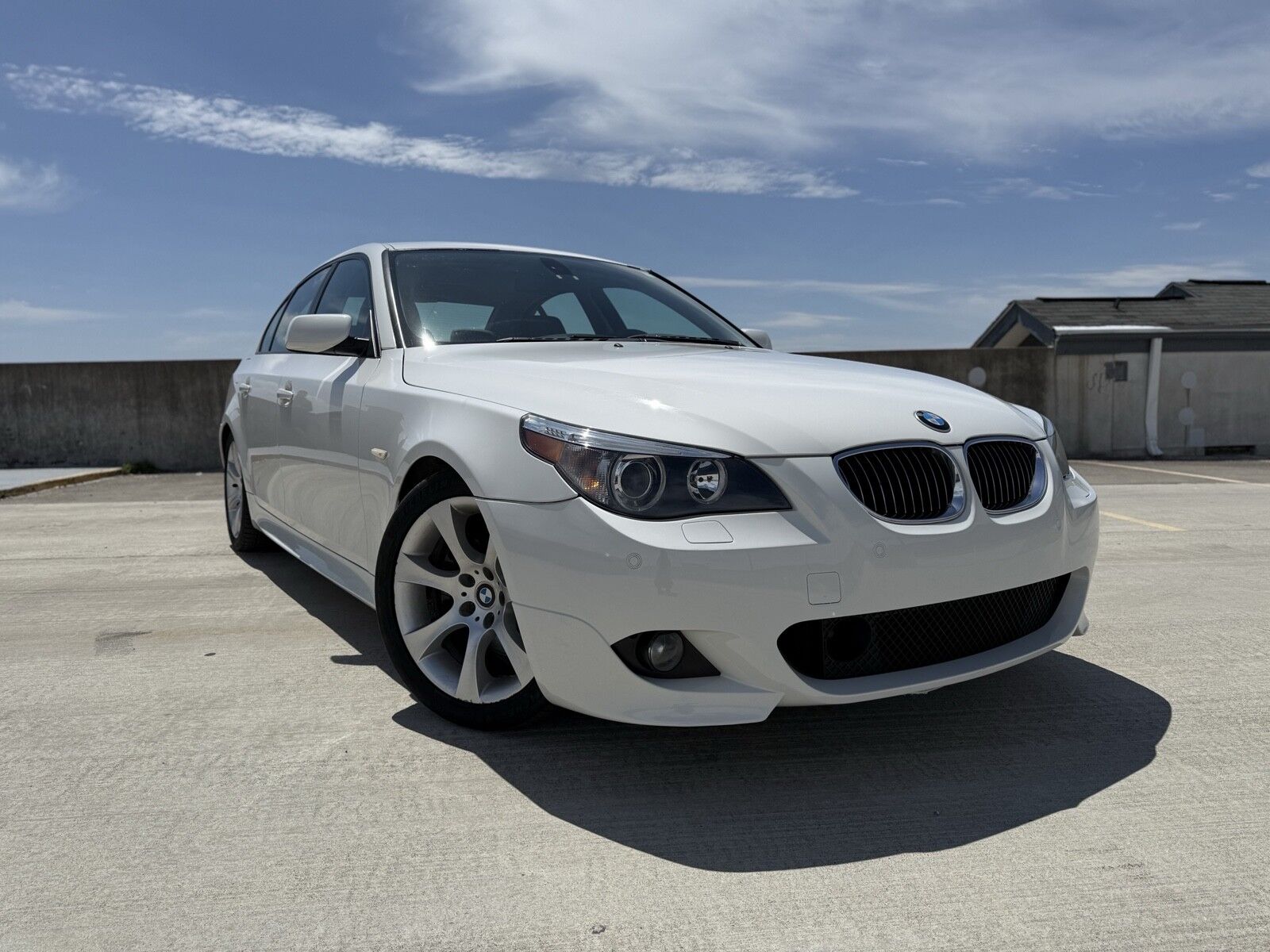 BMW 550i
