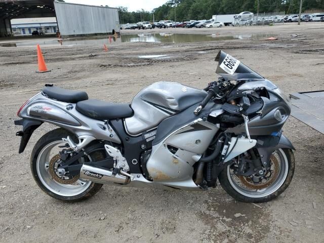 Suzuki GSX1300R