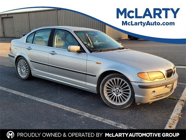BMW 330i