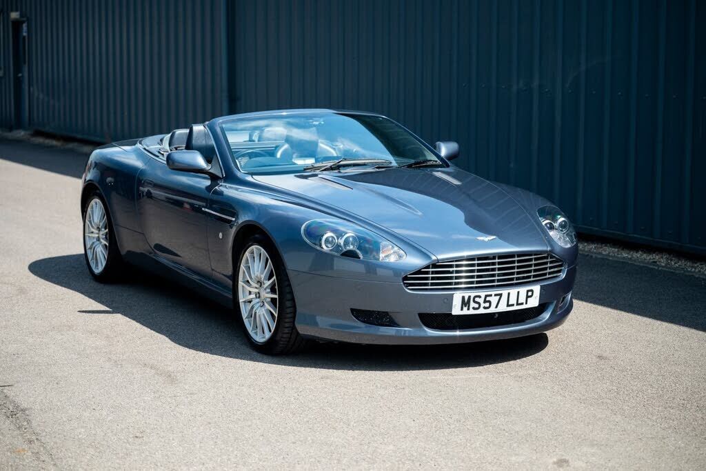 Aston Martin DB9