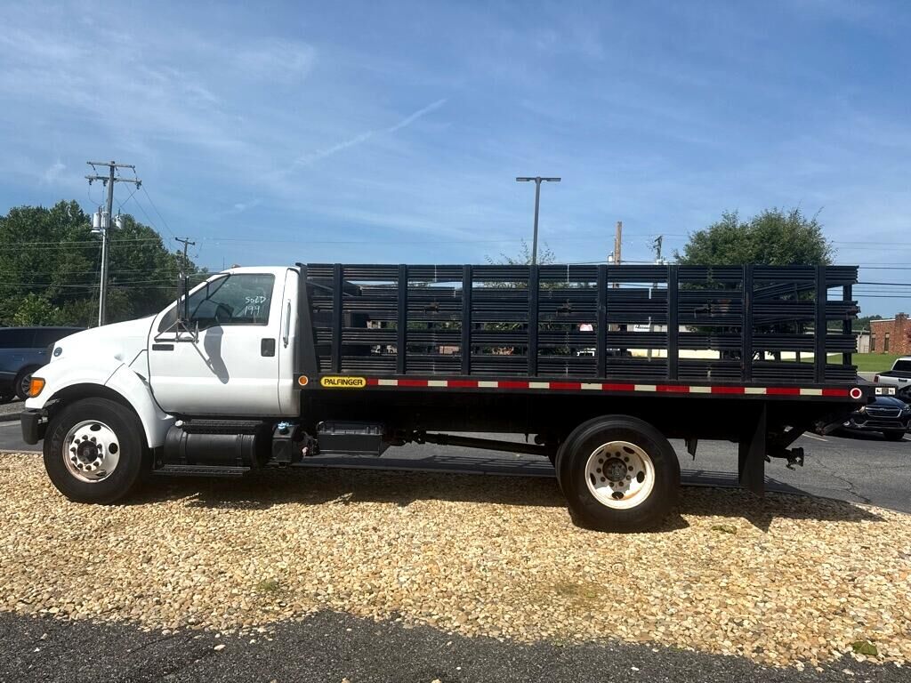 Ford F-750
