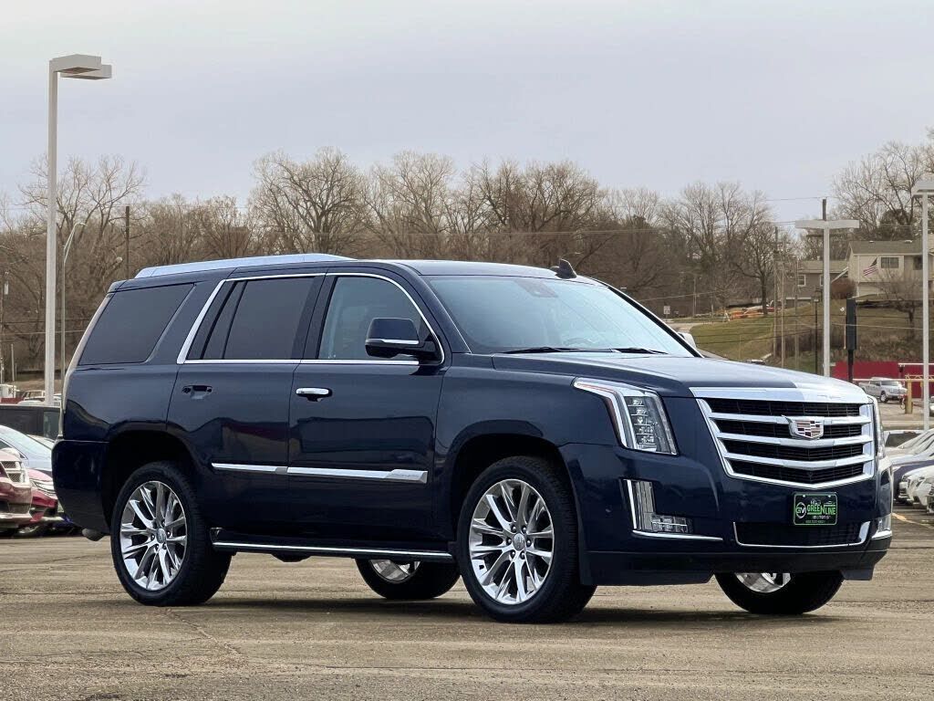 2020 CADILLAC Escalade