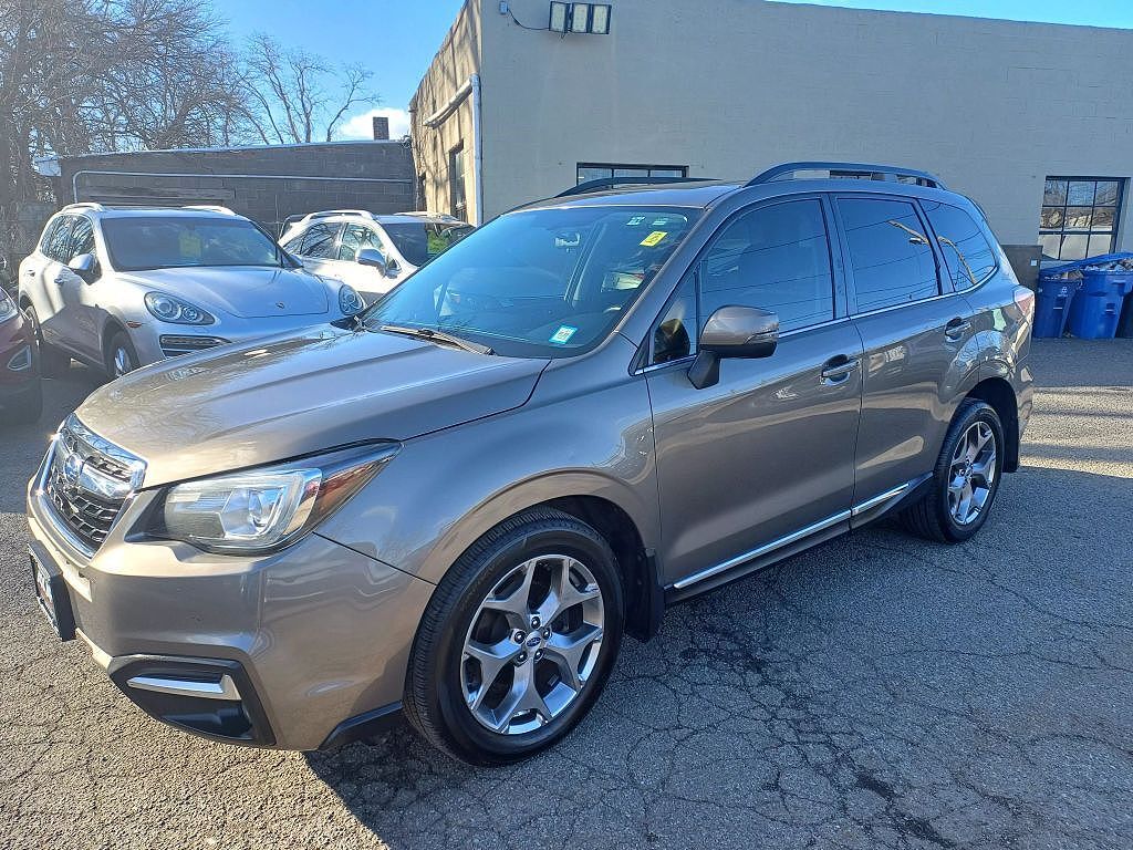 2017 SUBARU Forester