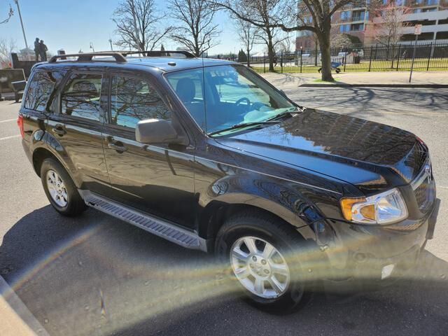 Mazda Tribute