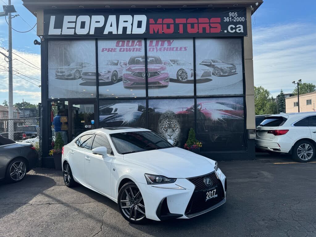 Lexus IS