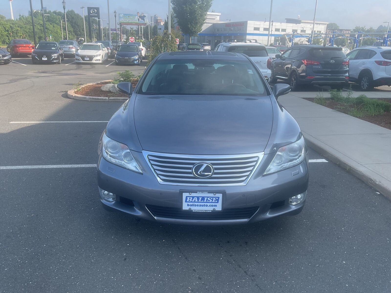 Lexus LS