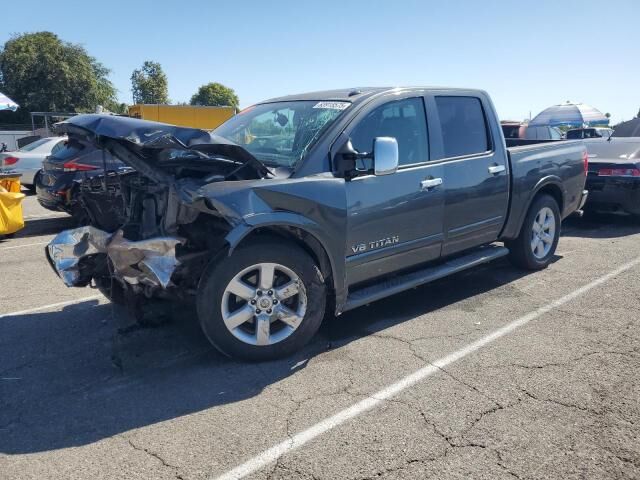 Nissan Titan