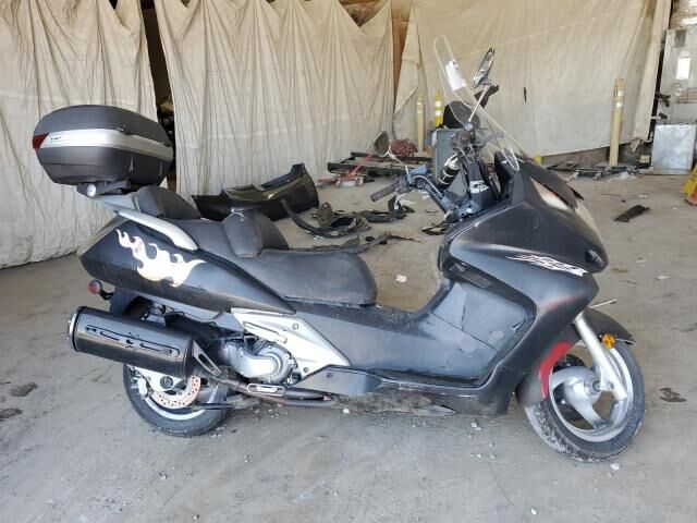 Honda FSC600 (Silver Wing)