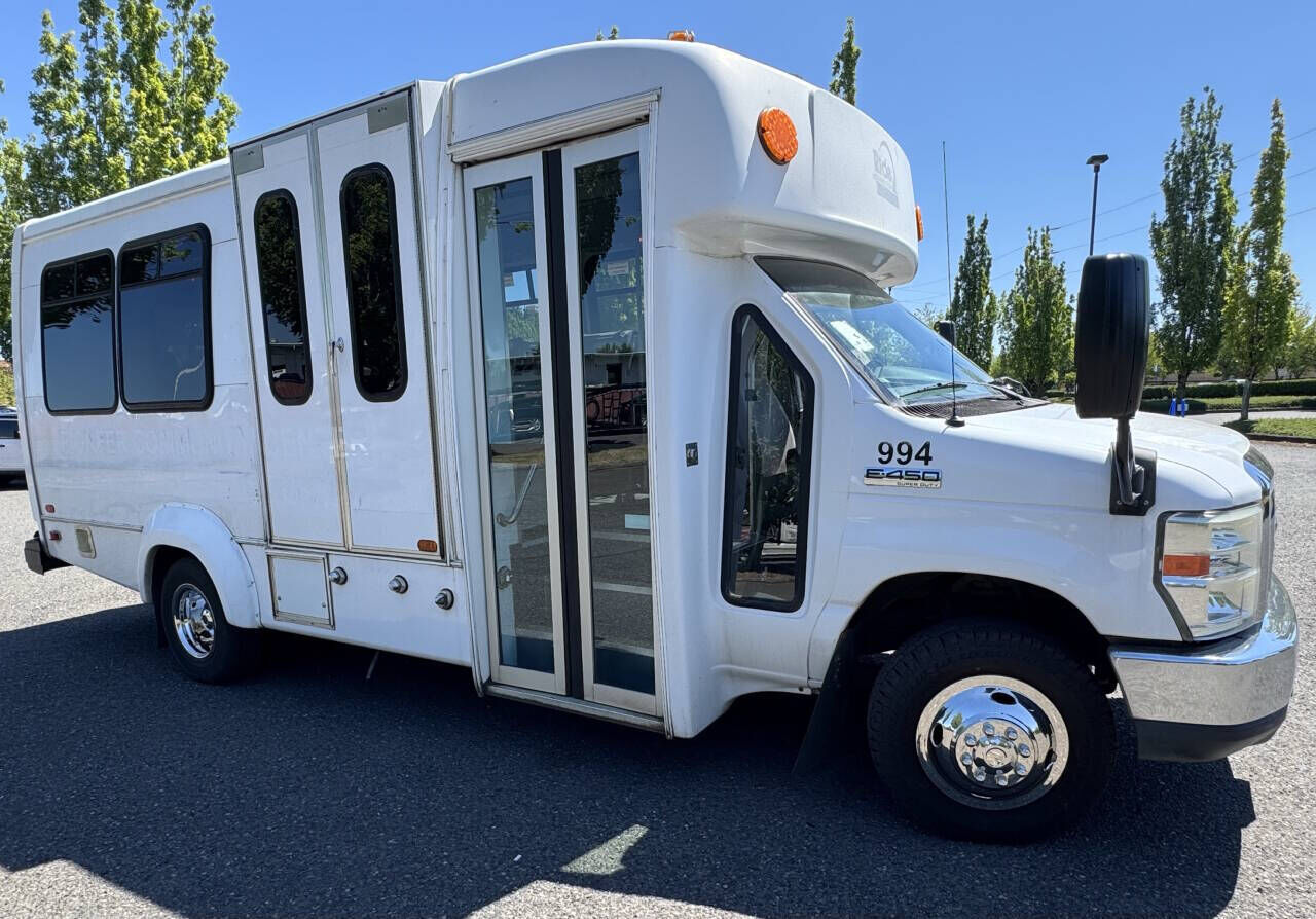 Ford E-450