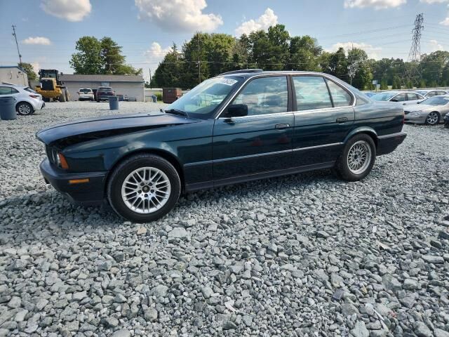 BMW 525i