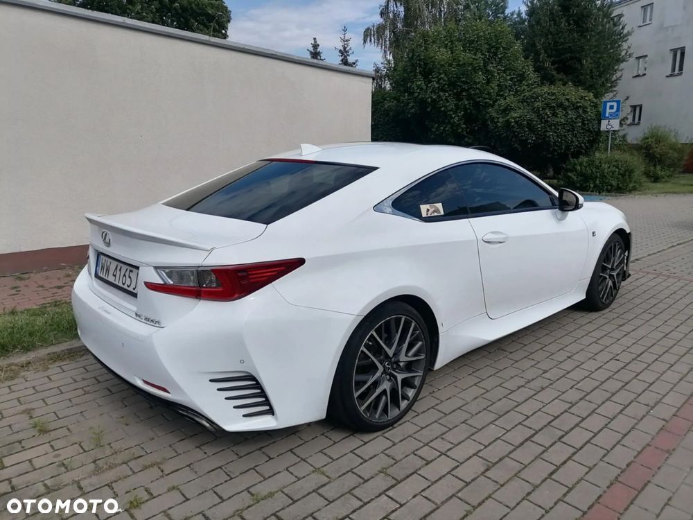 Lexus RC
