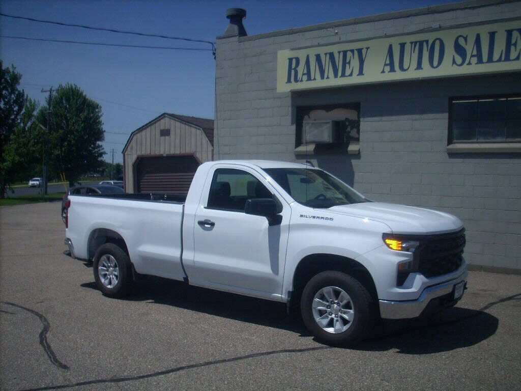 2024 CHEVROLET Silverado