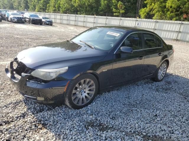 BMW 528i