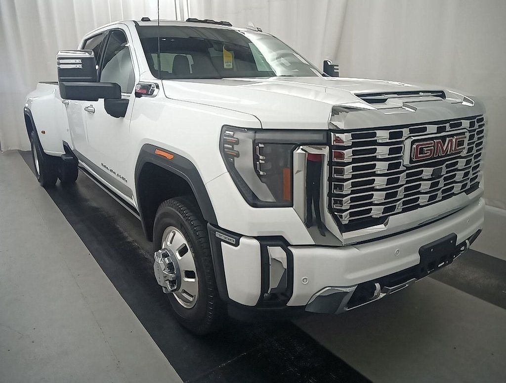 2025 GMC Sierra HD