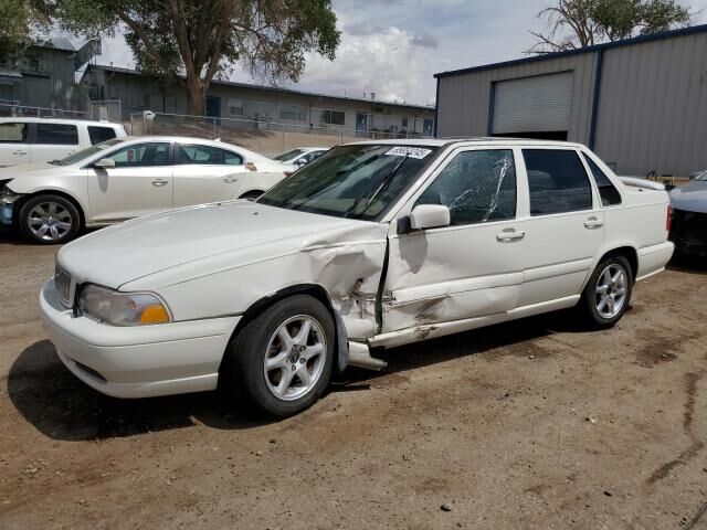 Volvo S70