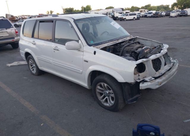 Suzuki XL7