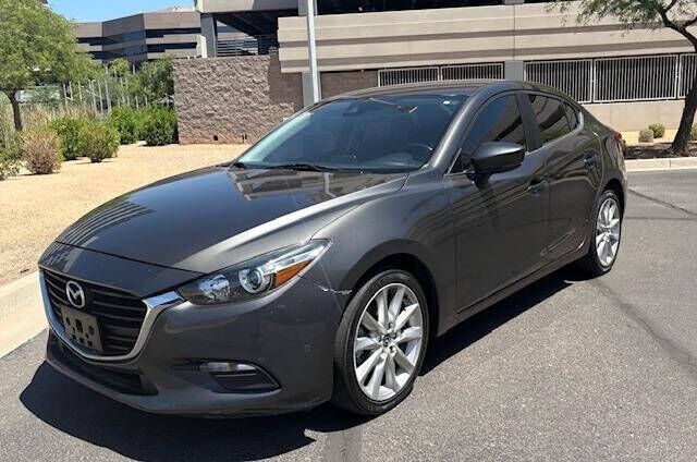 2017 MAZDA Mazda3