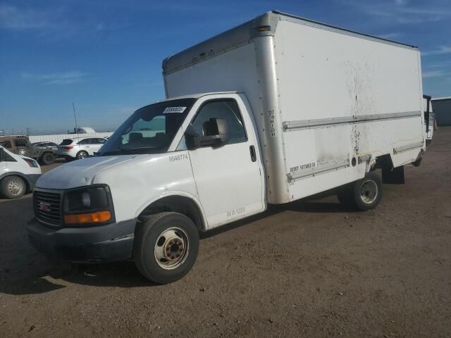GMC Savana