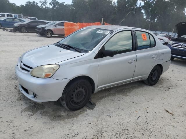 Toyota Echo