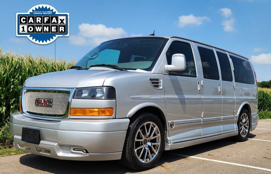 GMC Savana