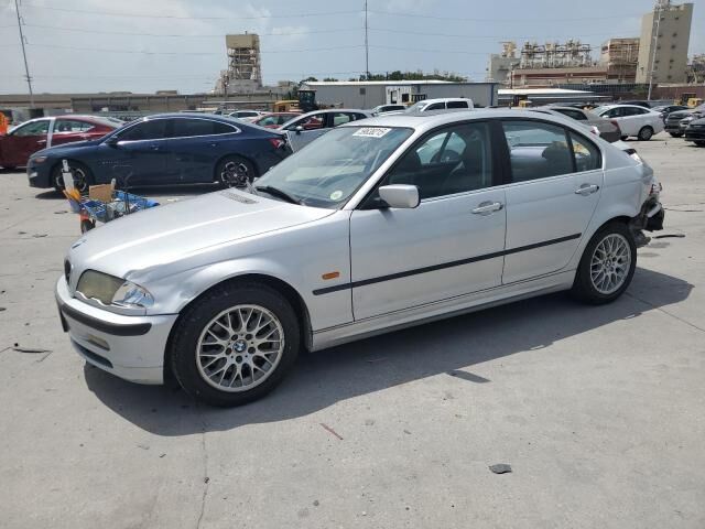 BMW 328i