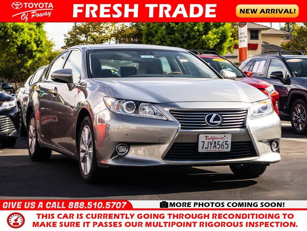 Lexus ES