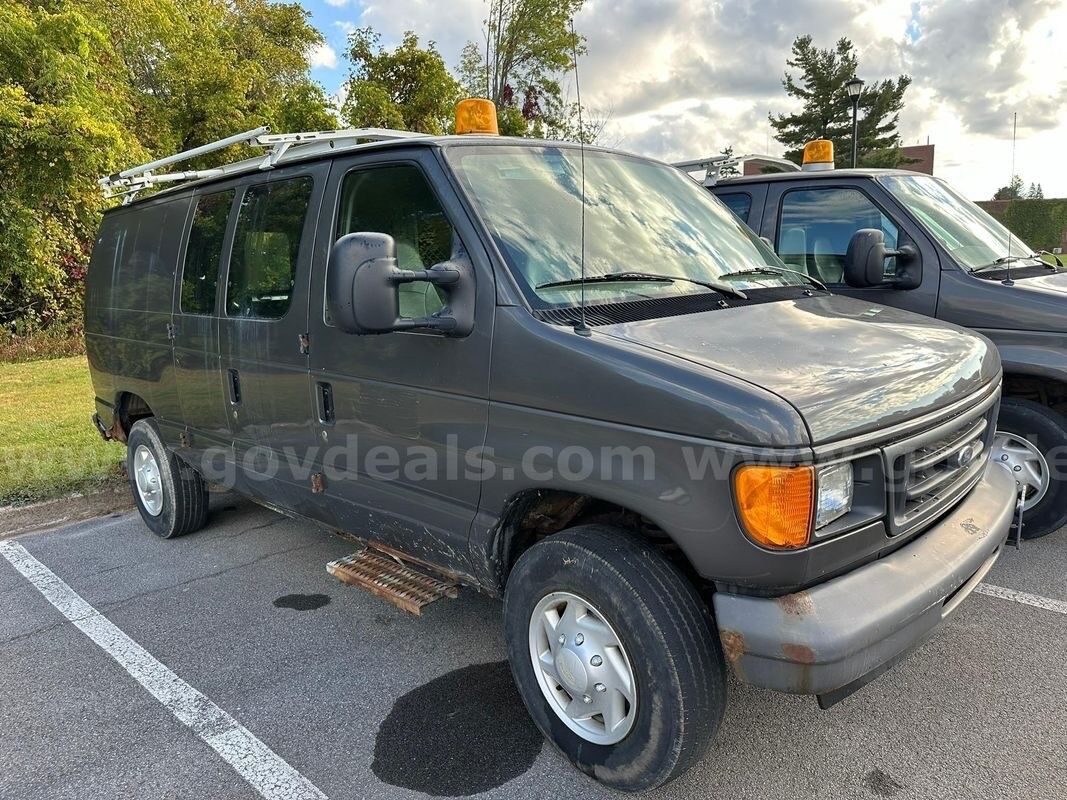 Ford E-250