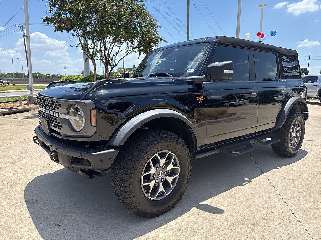2024 FORD Bronco
