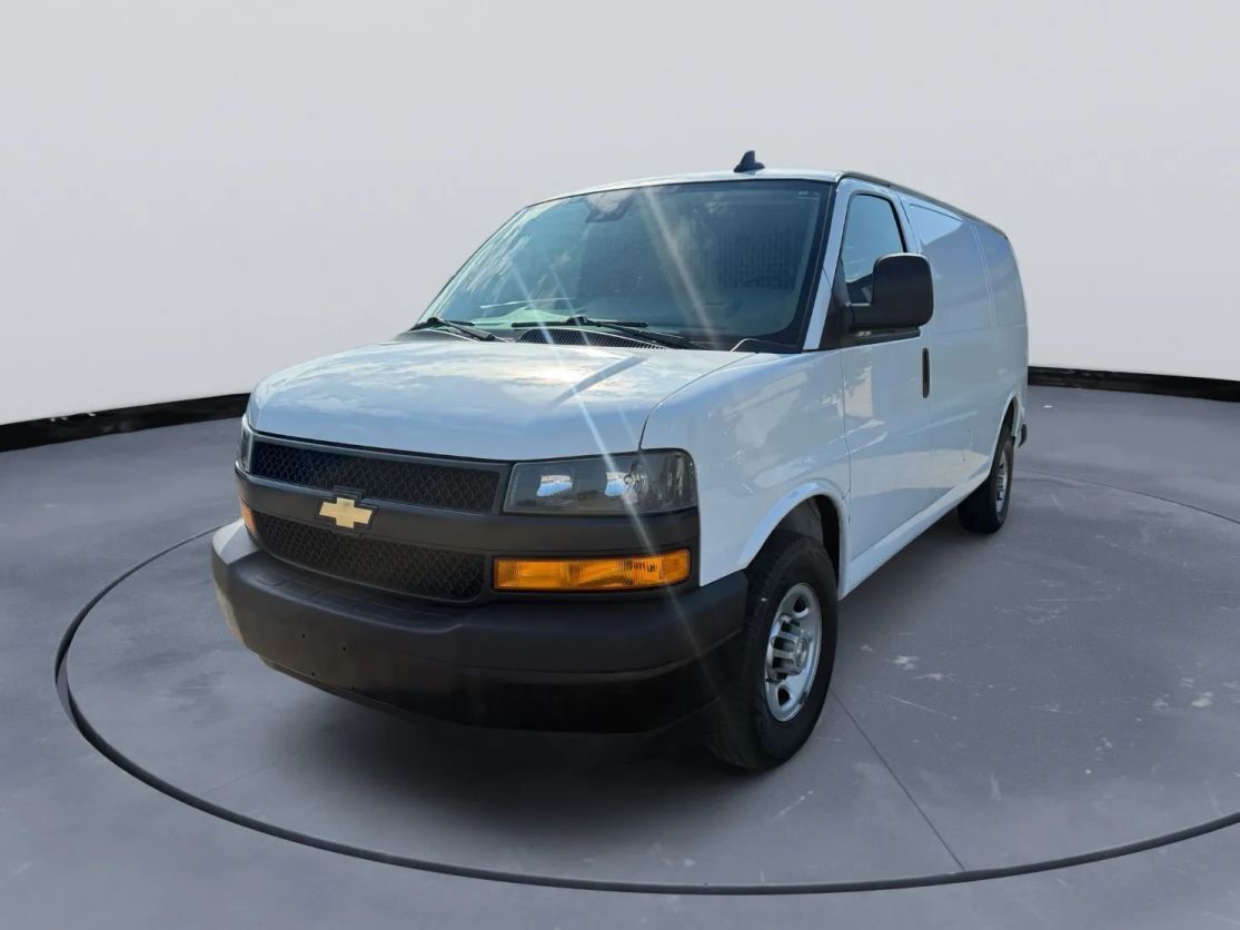 2021 CHEVROLET Express