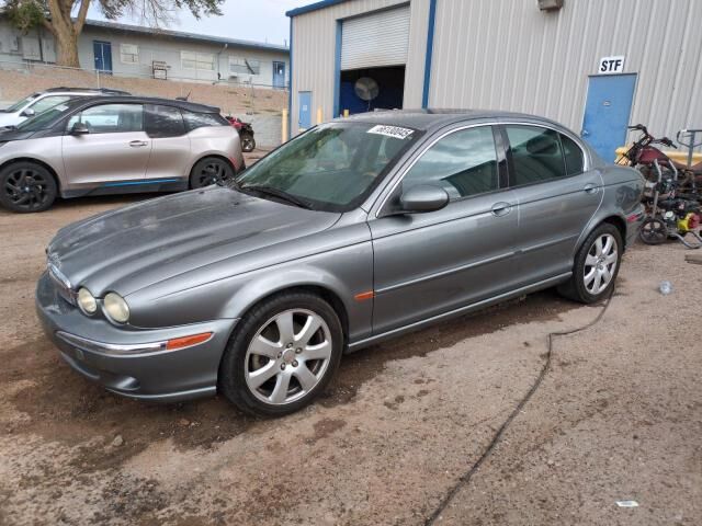 Jaguar X-Type