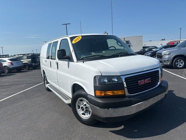 2023 GMC Savana
