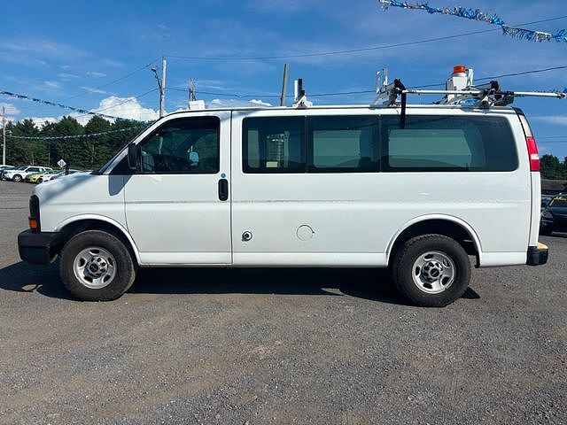 GMC Savana