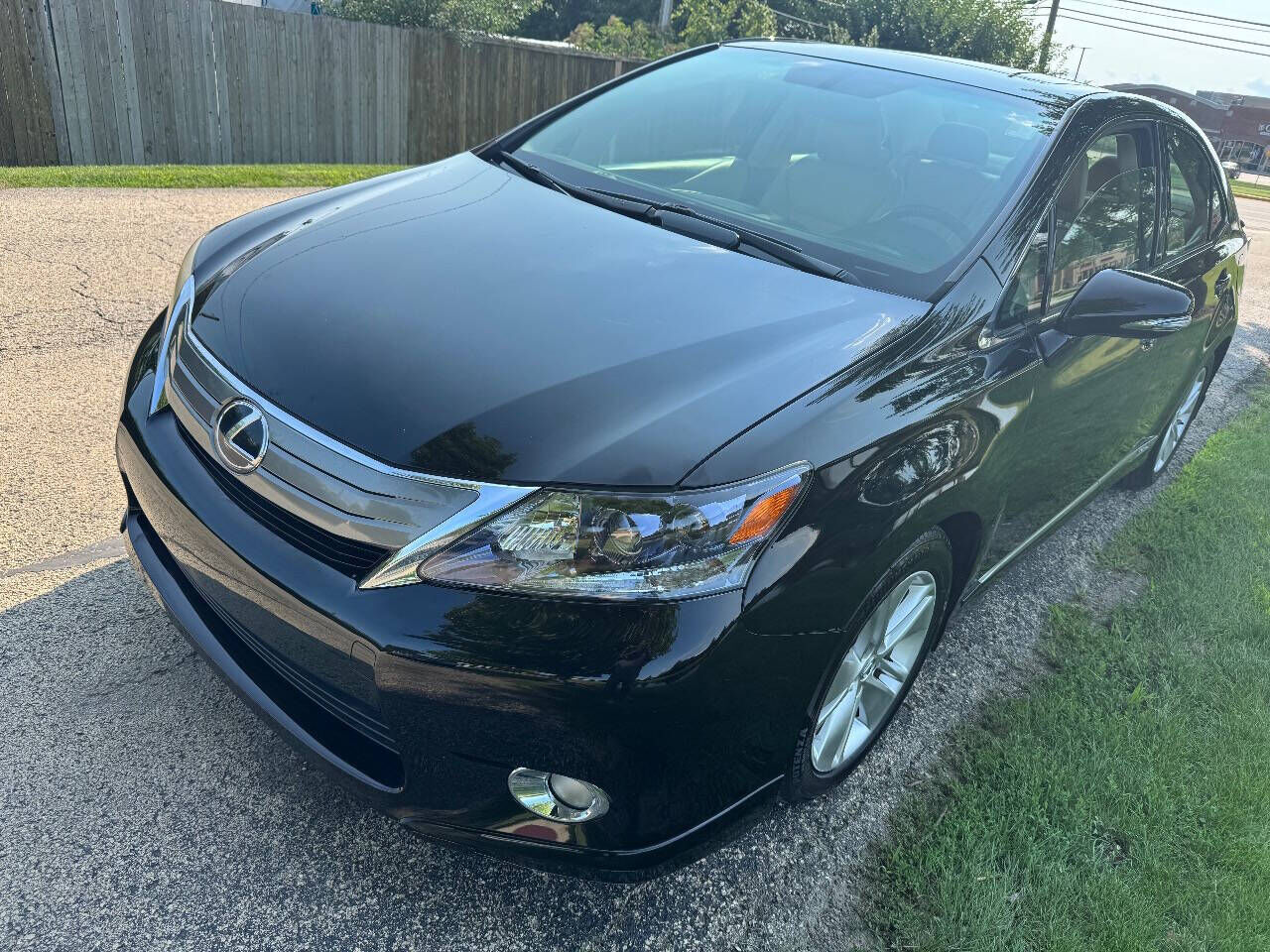 Lexus HS