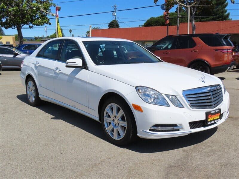 2013 MERCEDES-BENZ E-Class