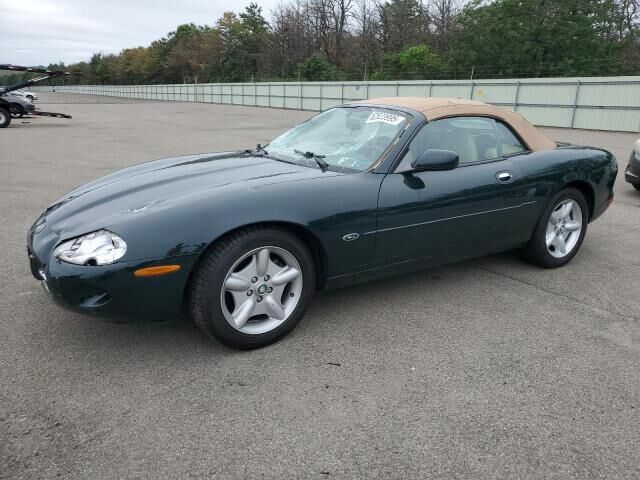 Jaguar XK8