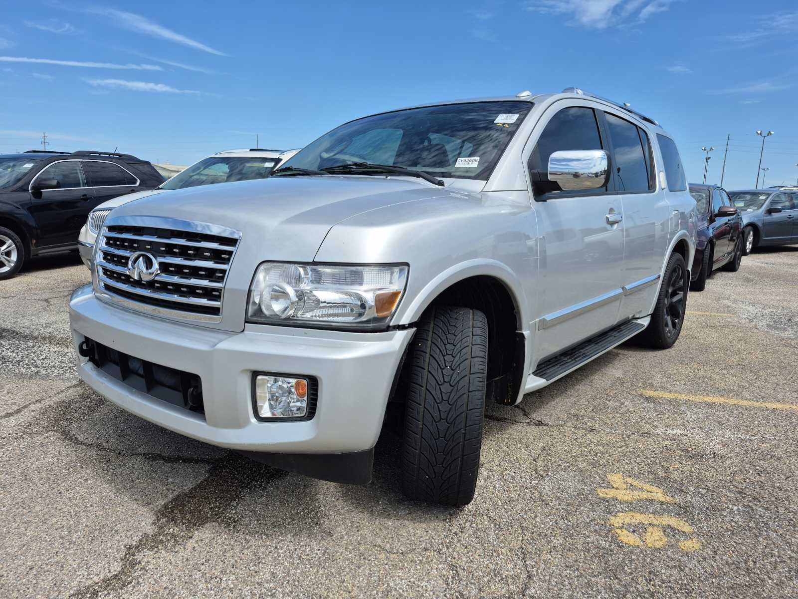 Infiniti QX56