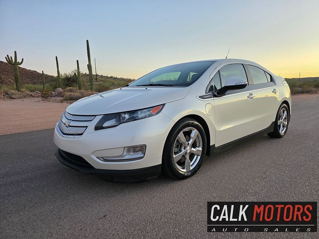2013 CHEVROLET Volt