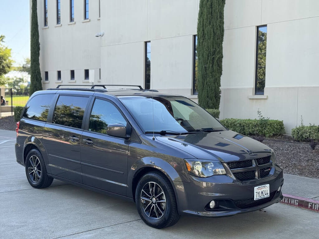 2017 DODGE Grand Caravan