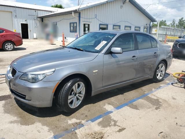 BMW 528i