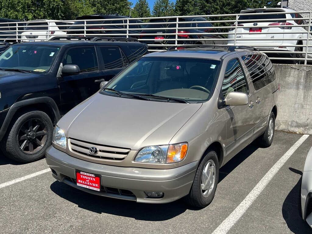 Toyota Sienna