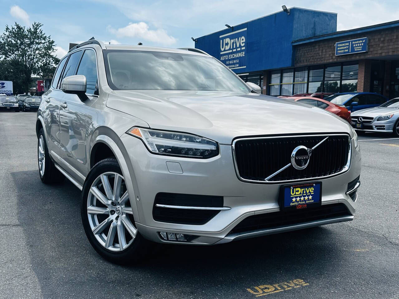 2016 VOLVO XC90